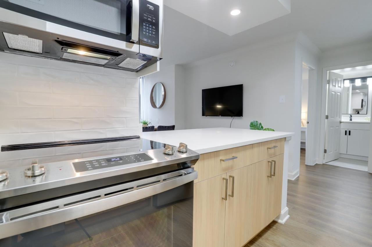 Modern & Charming Apt With Rooftop @Pentagon City Arlington Zewnętrze zdjęcie