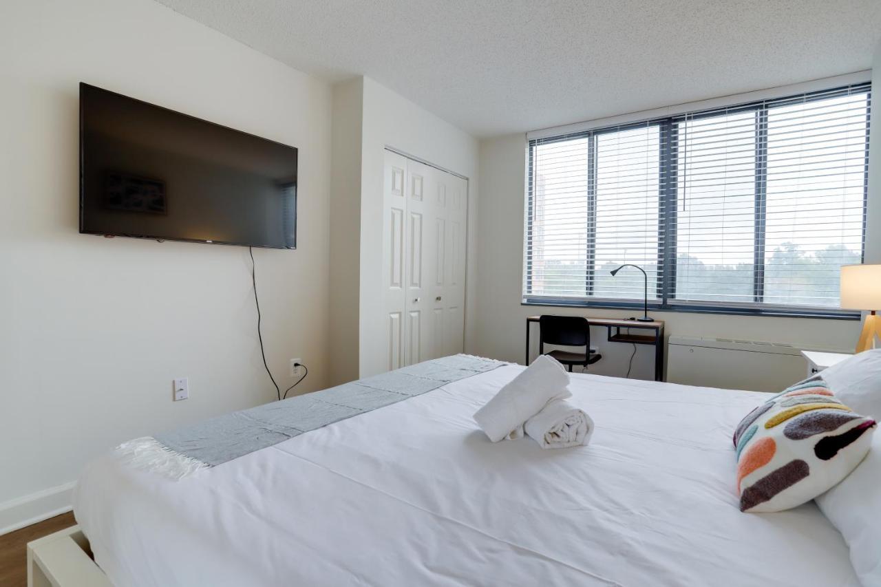 Modern & Charming Apt With Rooftop @Pentagon City Arlington Zewnętrze zdjęcie