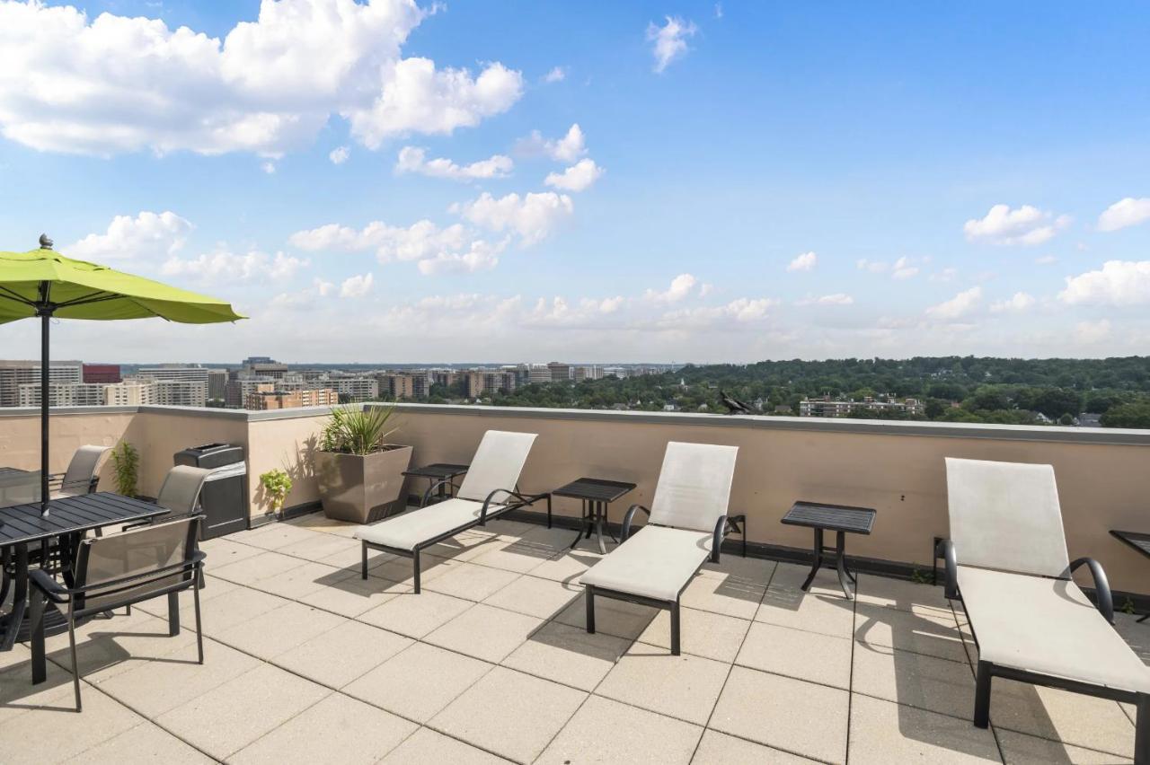 Modern & Charming Apt With Rooftop @Pentagon City Arlington Zewnętrze zdjęcie